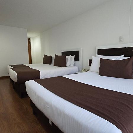 Hotel Castellana 100 โบโกตา ภายนอก รูปภาพ