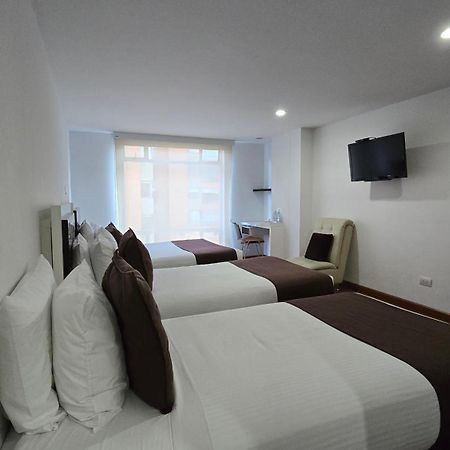 Hotel Castellana 100 โบโกตา ภายนอก รูปภาพ